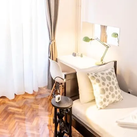 Central And Comfy 2Bdr Apartment Near Parliament Βελιγράδι Εξωτερικό φωτογραφία